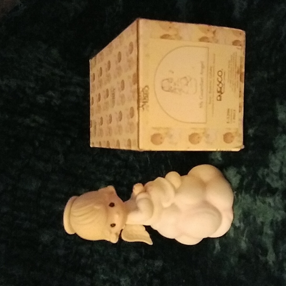 Precious Moments My Guardian Angel music box.